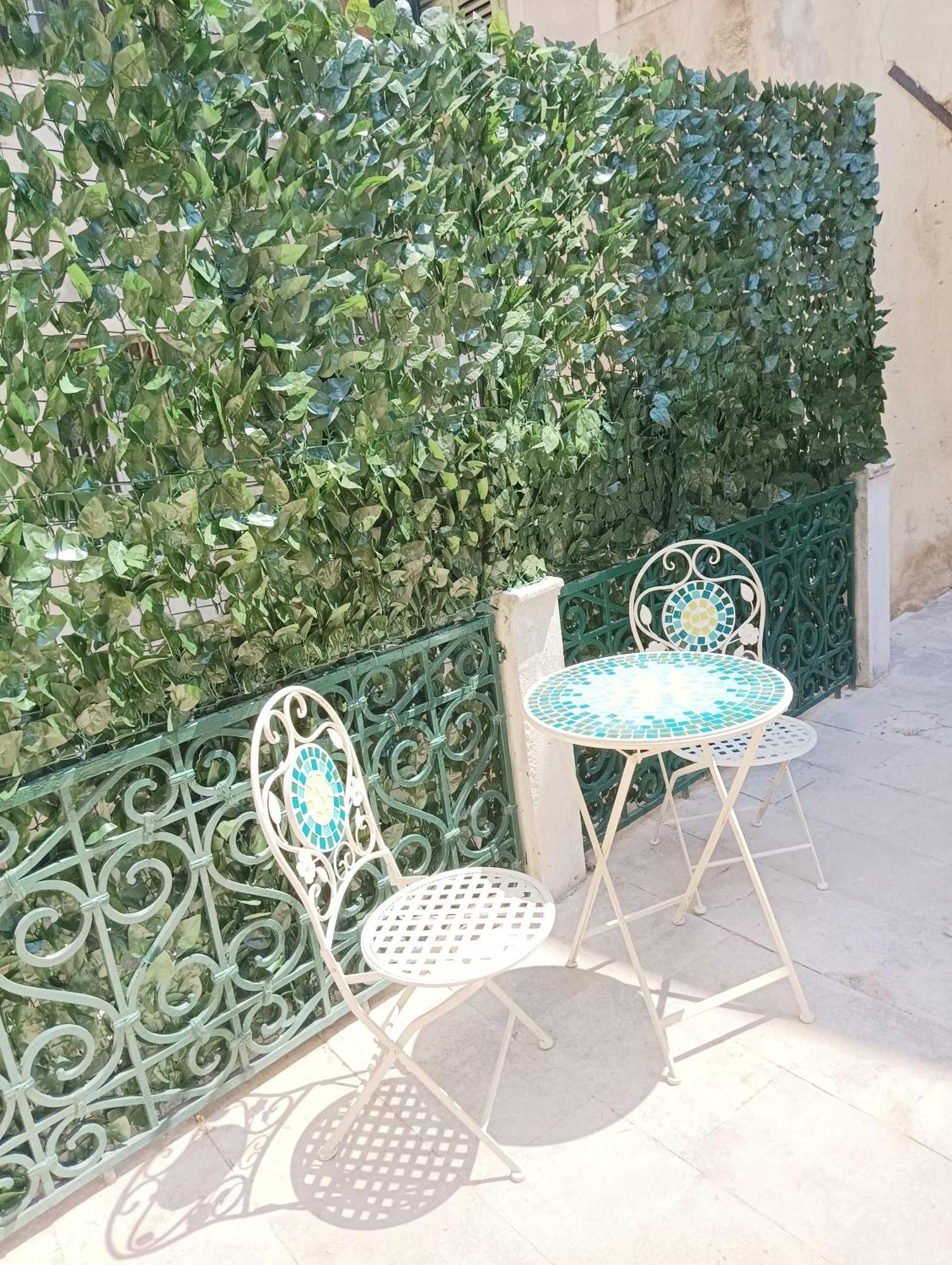 V Sibenik